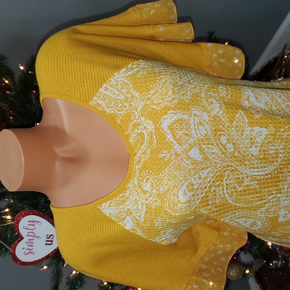 Cato Yellow Paisley Blouse Shirt Top - Picture 2 of 7